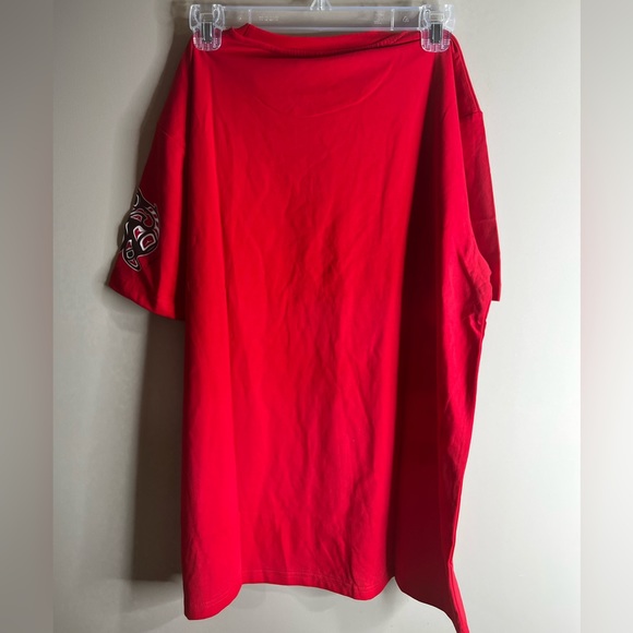 NWT Oscardo Artists t shirt Jamie Sterrith medium - Picture 3 of 10